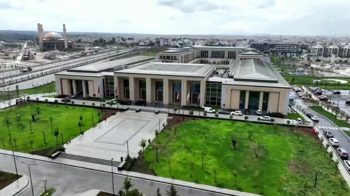 Erdoğan, Lefkoşa'daki yeni Cumhurbaşkanlığı Külliyesi'nin açılışını gerçekleştirdi