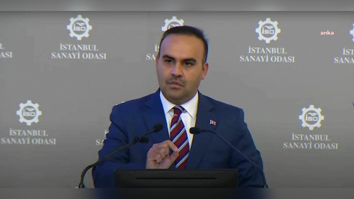 Bakan Kacır'dan Sırrı Süreyya Önder için taziye mesajı