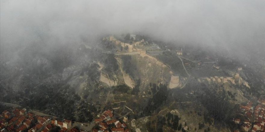 Kütahya'da sis güzel görüntüler oluşturdu