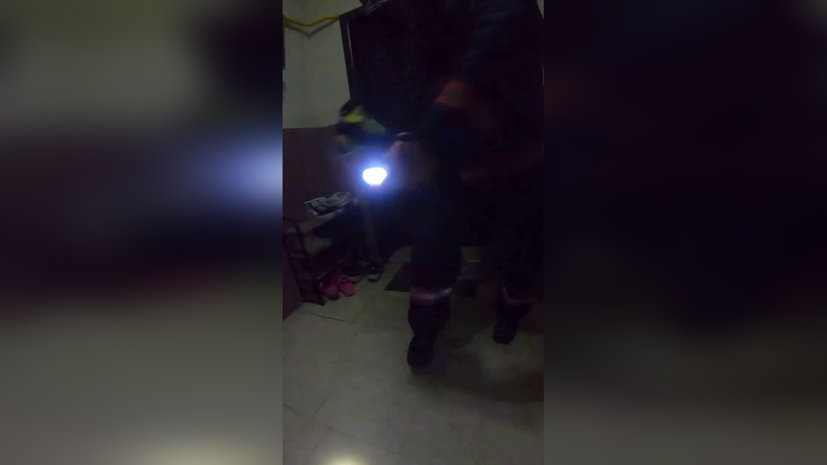 Adapazarı'nda apartman yangını: 3 kişi kurtarıldı