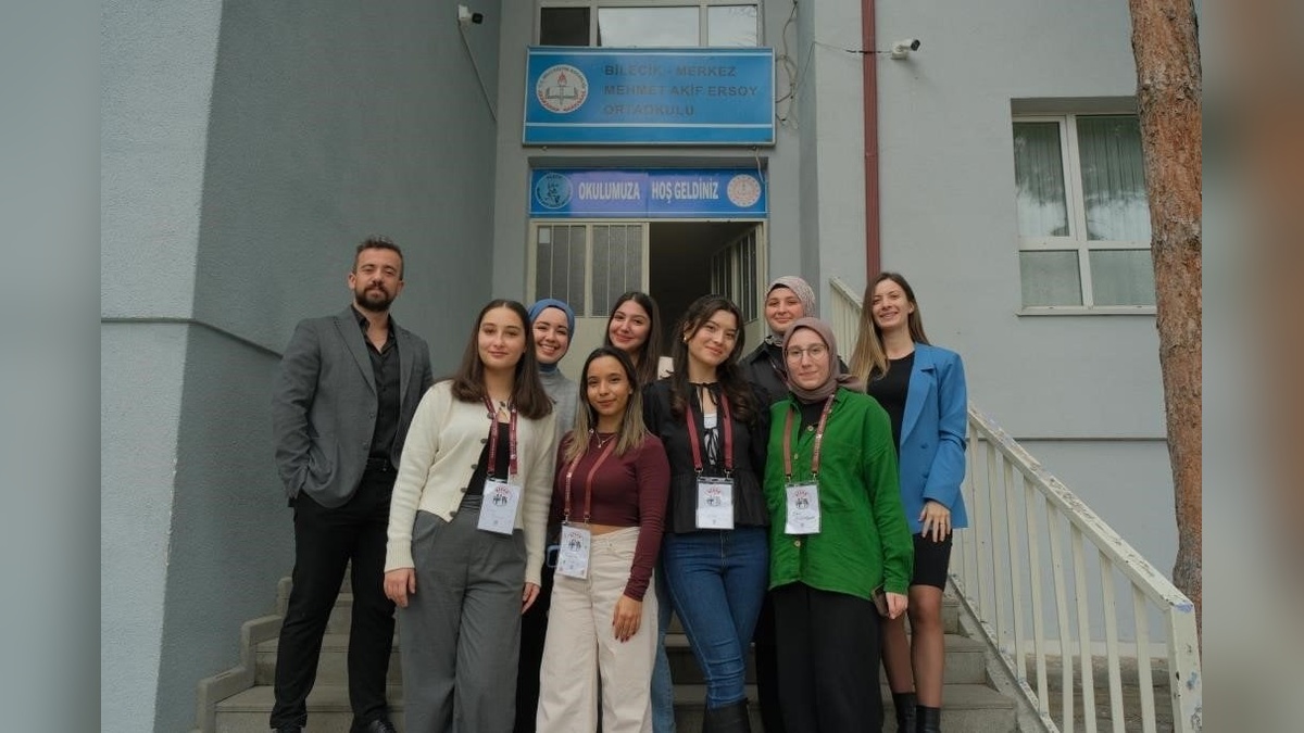 BŞEÜ'den köy okullarına eğitici materyal desteği