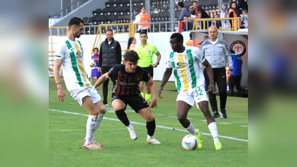 Çorum FK, Şanlıurfaspor'u 2-1 yenerek küme düşmesine neden oldu