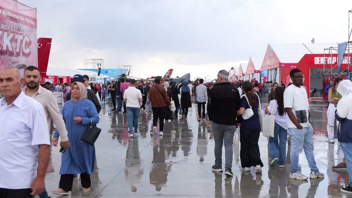 TEKNOFEST'te Yağmura Rağmen Yoğun İlgı
