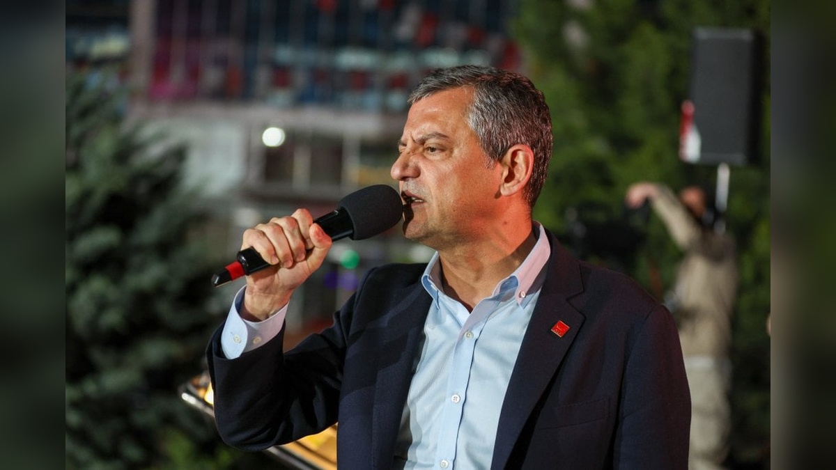 Özgür Özel'den Saldırı Sonrası Açıklama: 'CHP Geri Adım Atmayacak'