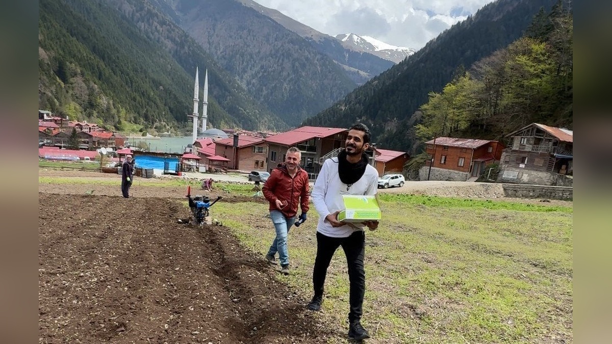 Uzungöl'de Arap Turistlerden Yerlilere Hurma ve Yardım