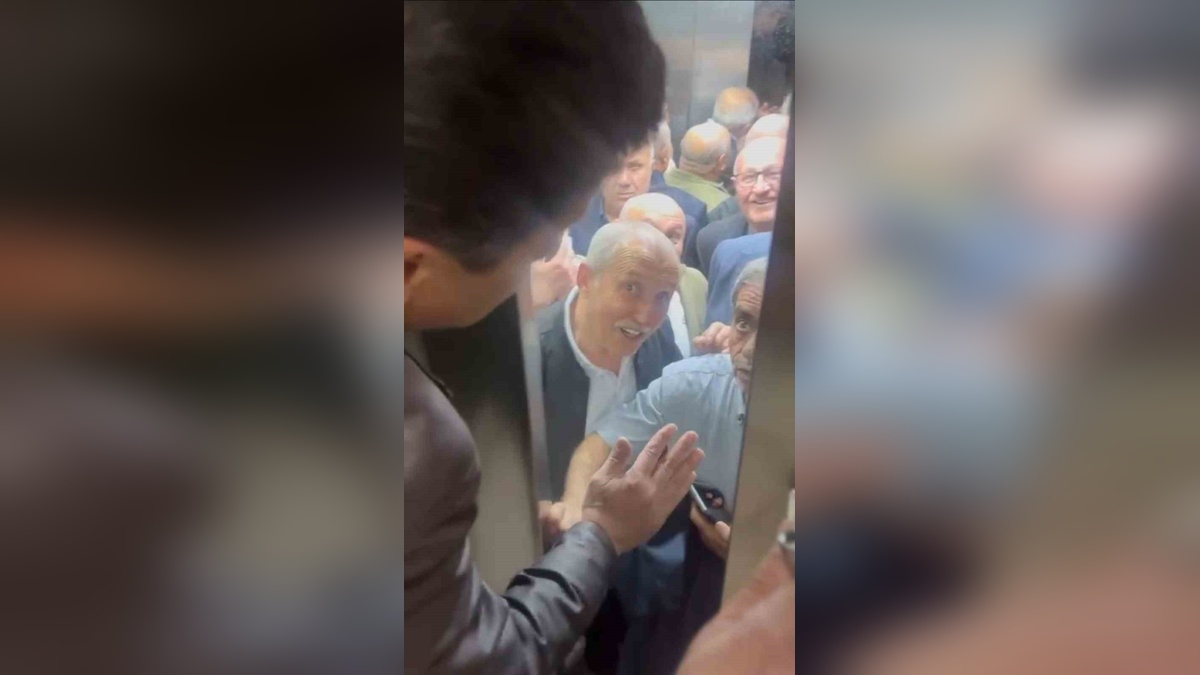 Bursa'da Düğün Davetlileri Asansörde Mahsur Kaldı