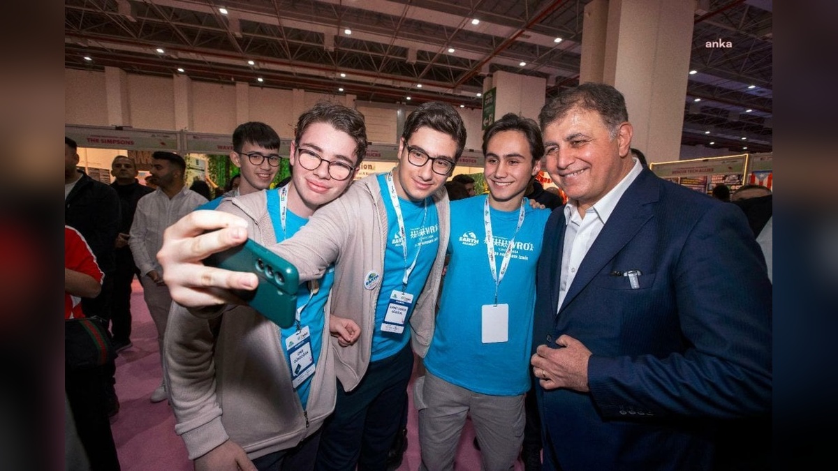 İzmir Büyükşehir Belediyesi'nden Gençlere Tasarım Etkinliği