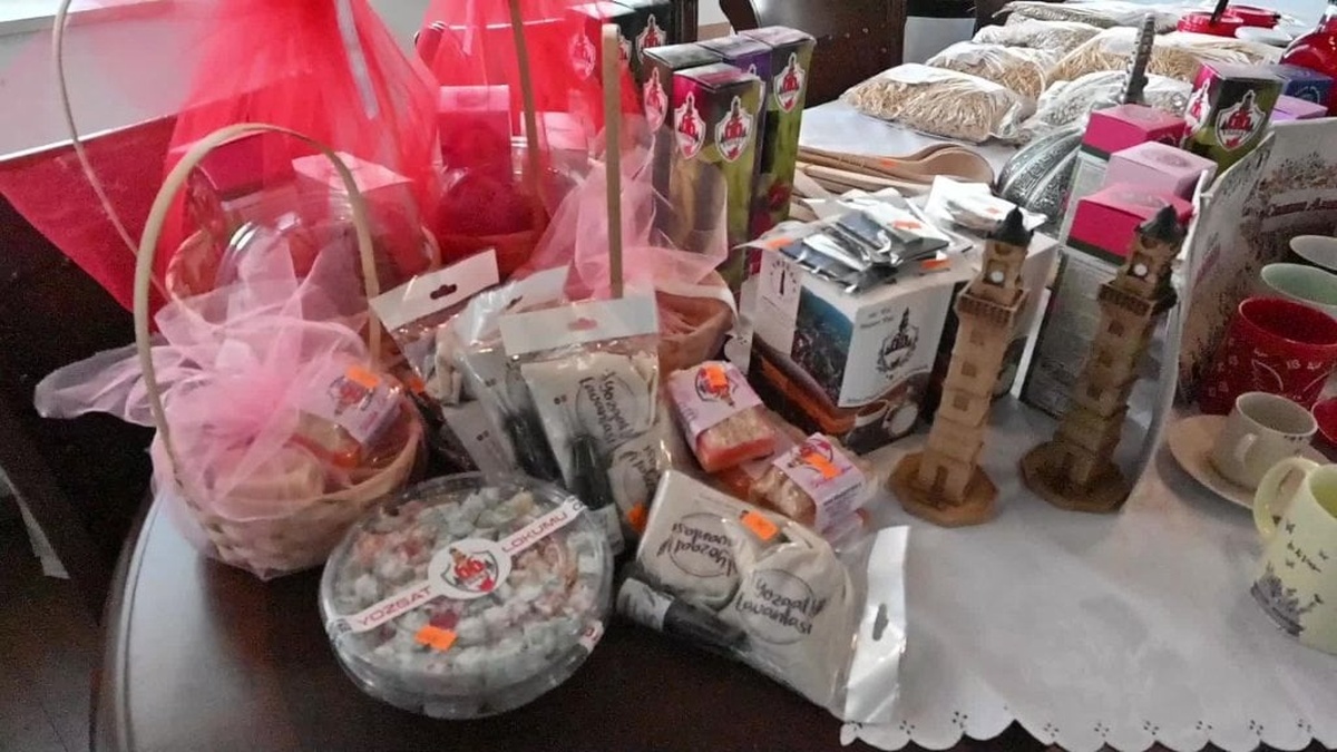 Yozgat'ta Kadınların Ürettiği Yöresel Ürünler Anneler Günü'nde Tanıtıldı