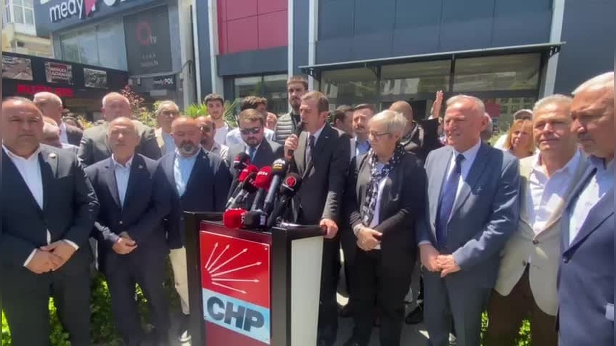 CHP Sakarya, Özgür Özel'e Saldırıyı Kınadı: 'Uzun Süredir İşlenen Bir Siyasetin Sonucu'