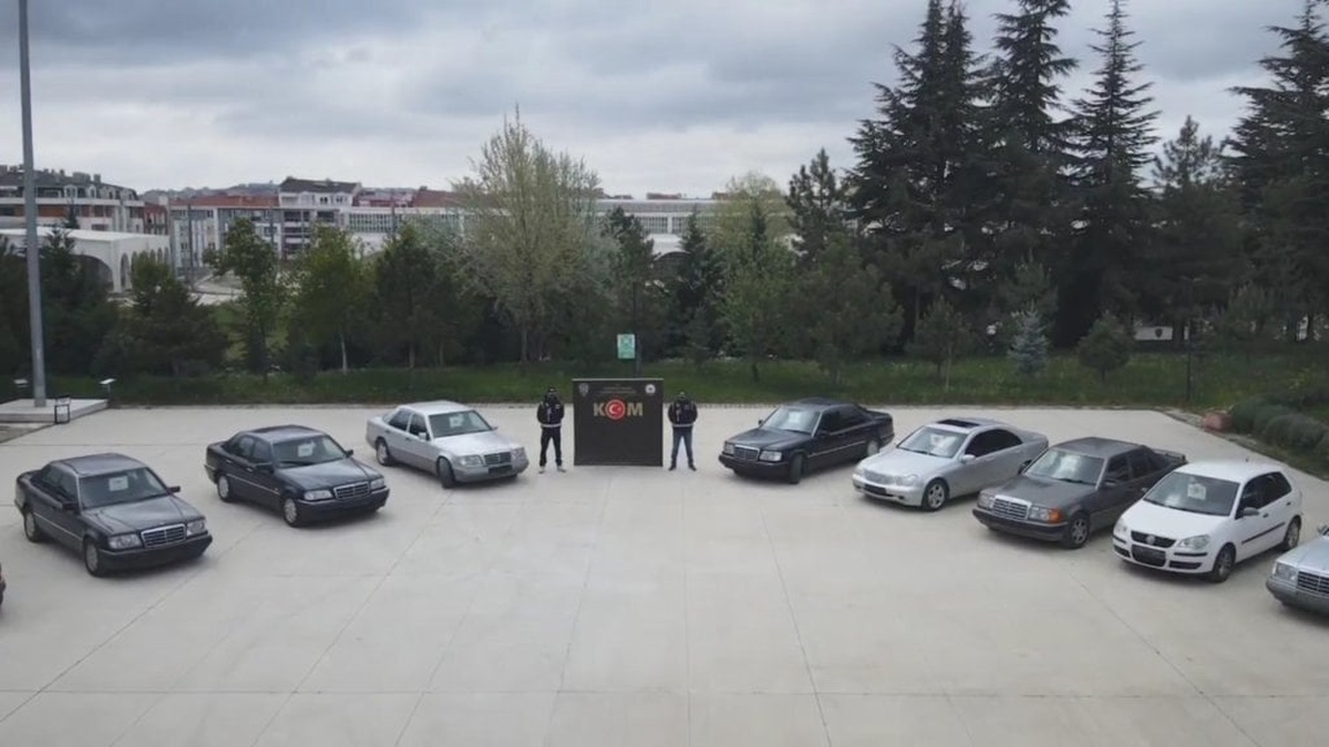 Eskişehir'de 'change' yöntemiyle 9 araçta motor ve şasi numarası değiştirildi