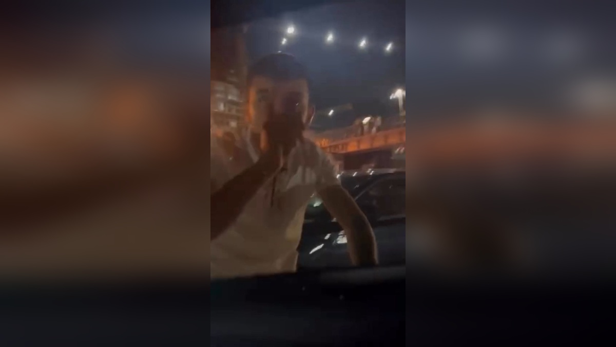 Beyoğlu'nda tartışma, tekme ve yumruklarla sona erdi