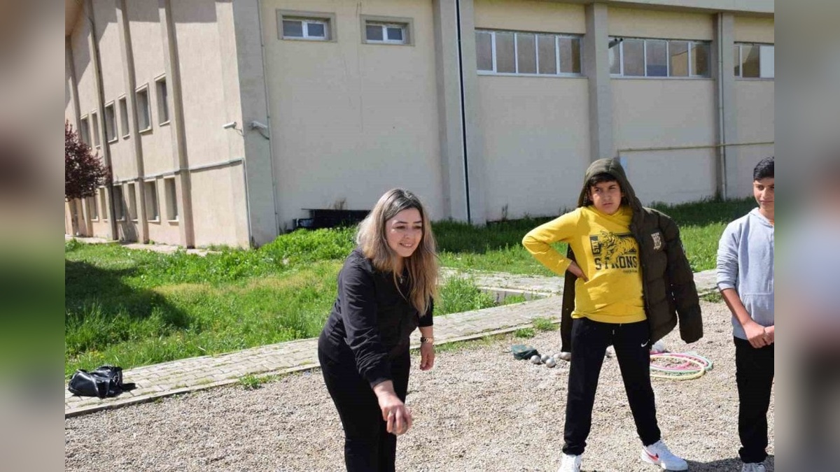 Afyonkarahisar'da Anneler Günü Bocce Müsabakaları tamamlandı