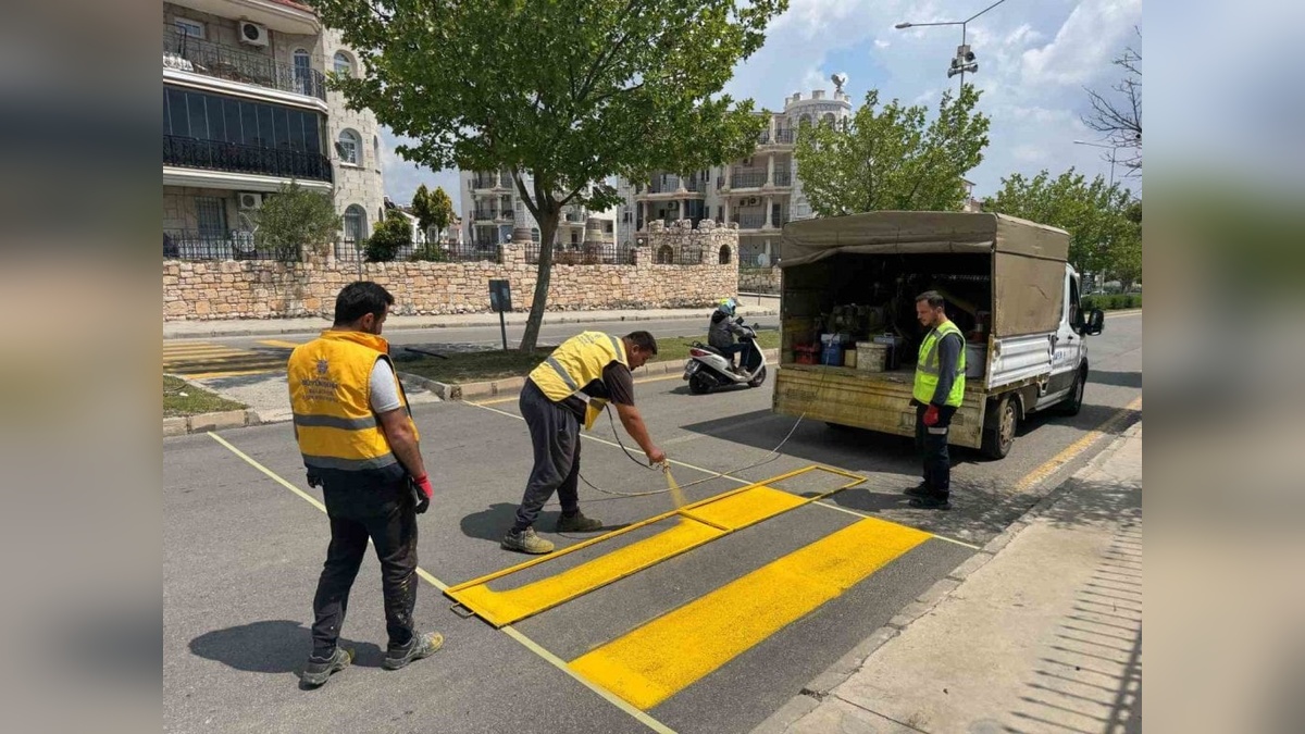 Didim'de Büyükşehir Belediyesi ekiplerinden yoğun bakım çalışması