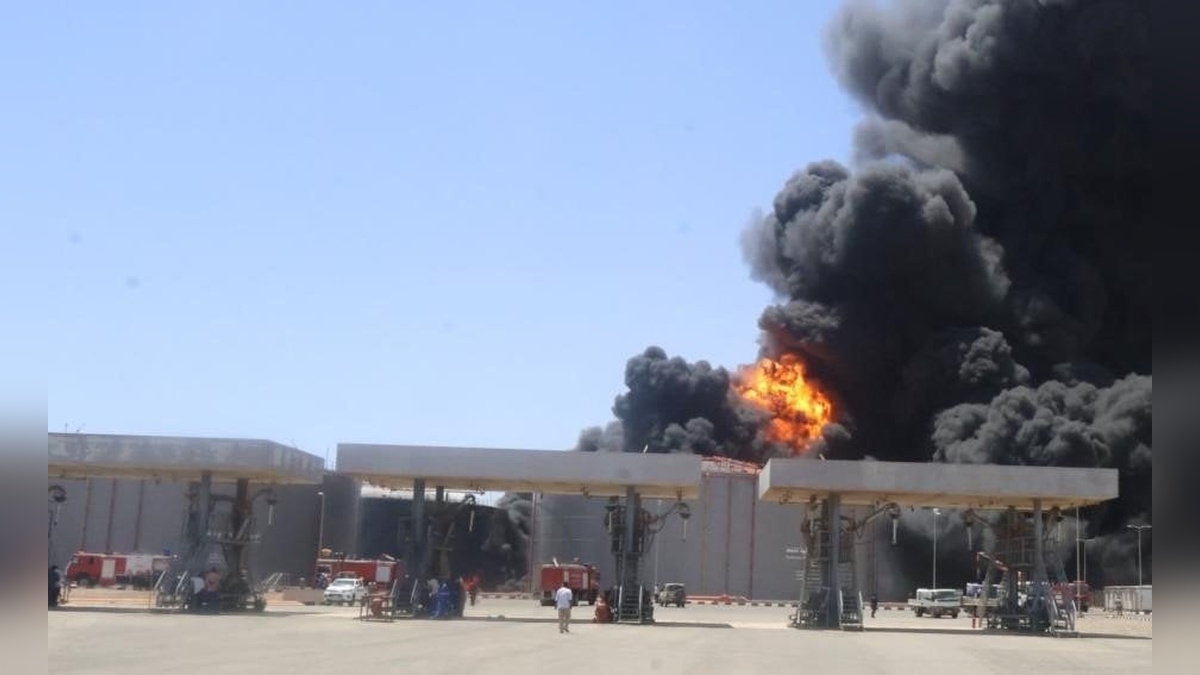 Port Sudan'da Güney Limanı'nda patlama ve yangın