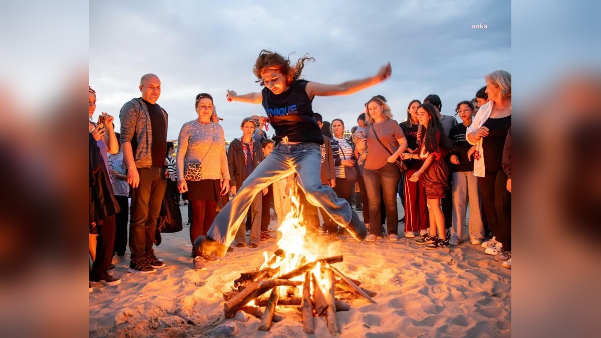 Kuşadası'nda Hıdırellez şenliği coşkuyla kutlandı