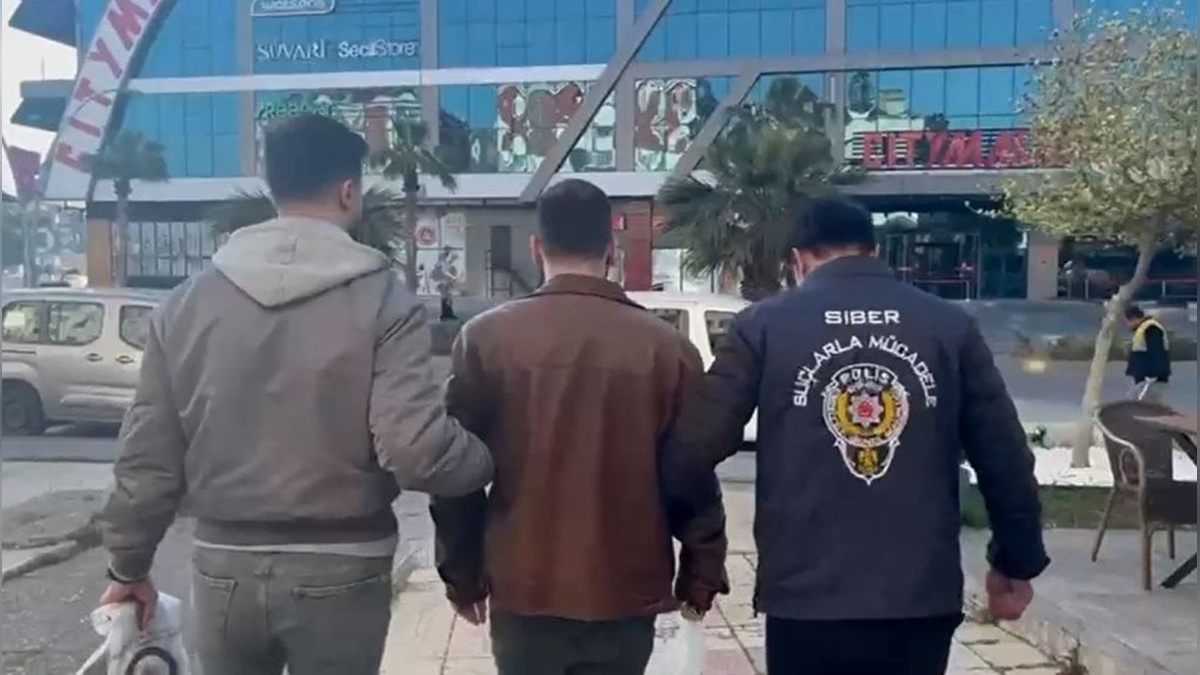 Samsun merkezli 24 ilde 'müstehcenlik' operasyonu: 45 gözaltı