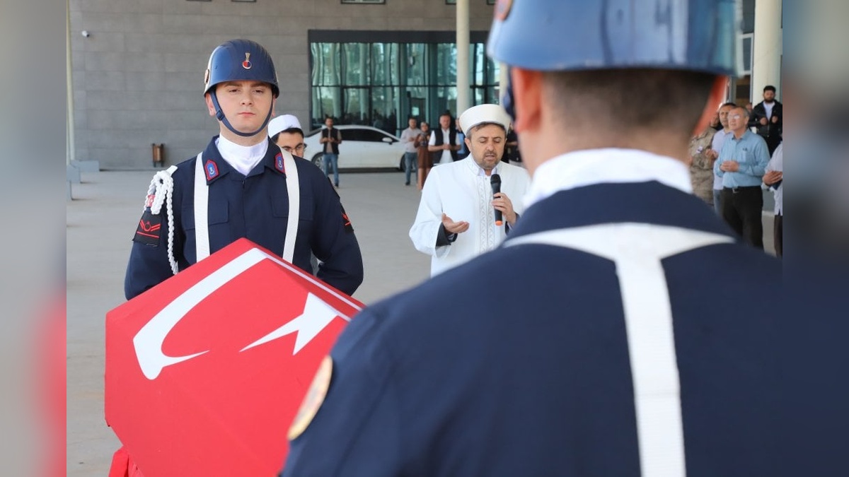 Çelikhan'da kaza geçiren Jandarma Uzman Çavuş Tayfun Şahintepe hayatını kaybetti