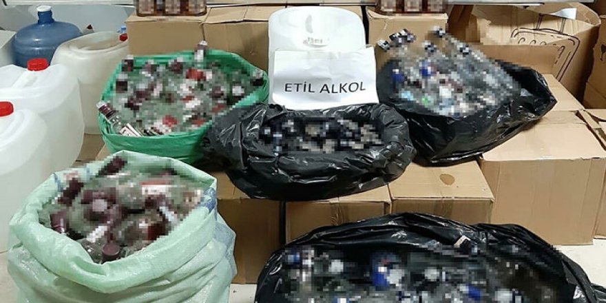 İzmir'de sahte içki operasyonu