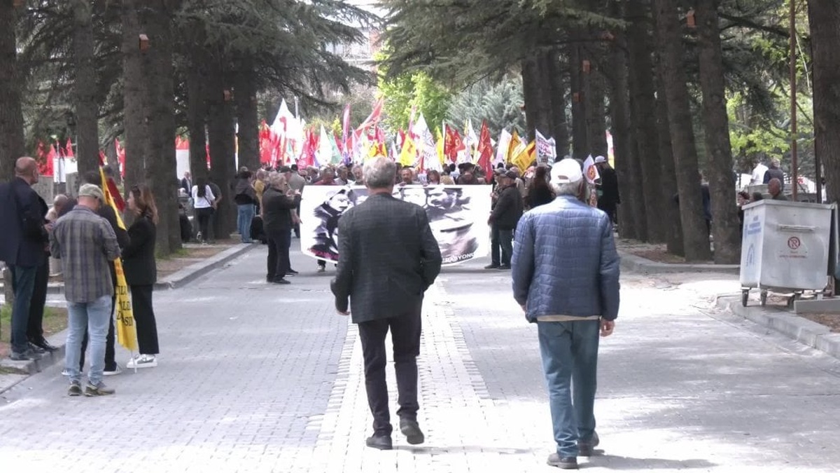 Karşıyaka'da 'Üç Fidan' anıldı