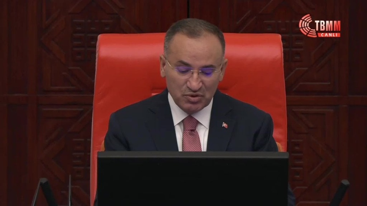 TBMM genel kurulu, başkanlık divanı oluşmadığı için toplanamadı