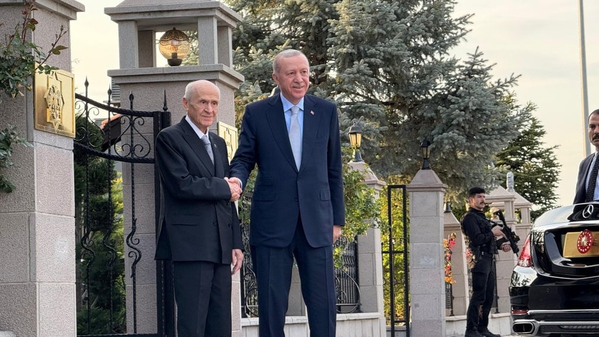 Erdoğan ve Bahçeli görüşmesi sona erdi