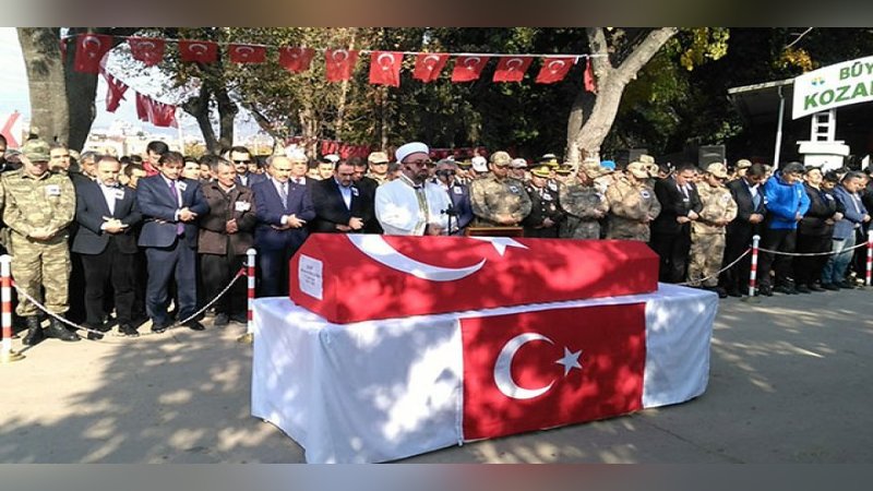 Batı Nil Virüsü nedeniyle şehit olan uzman çavuş, Adana'da toprağa verildi