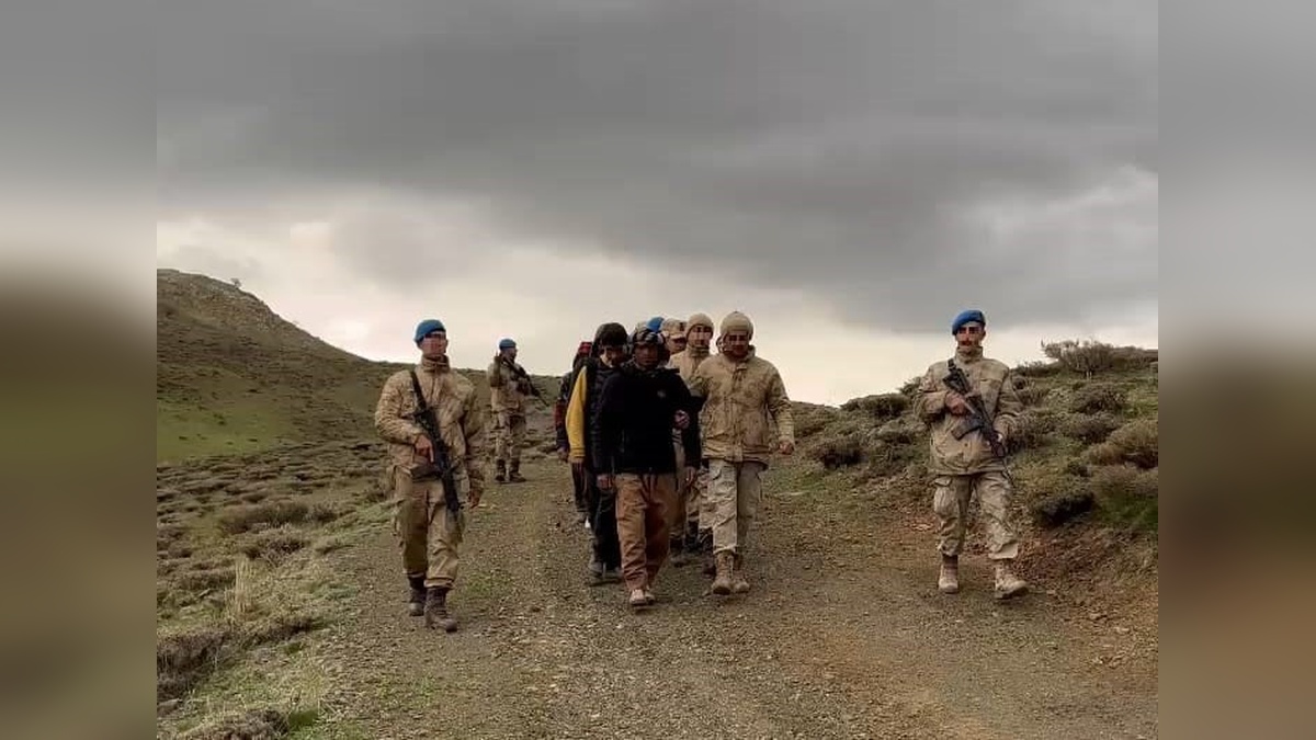 Erzurum'da 62 düzensiz göçmen yakalandı