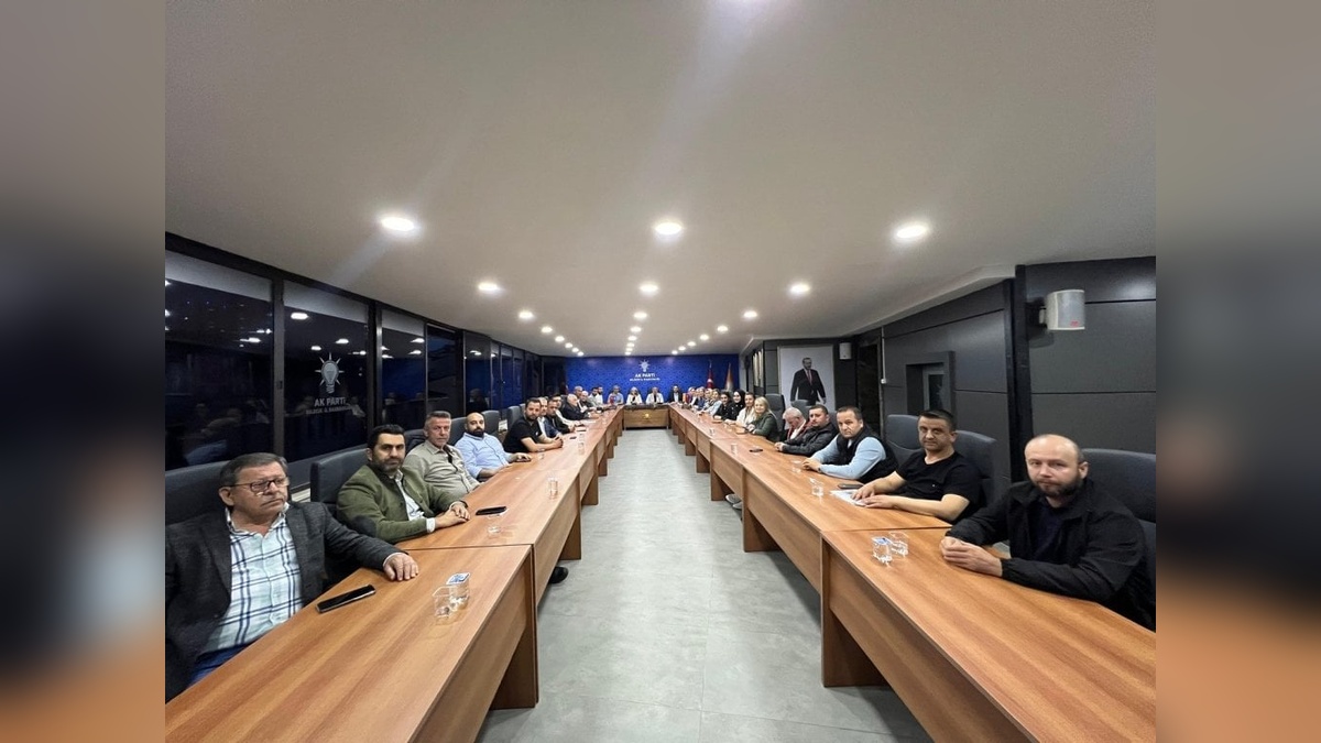 AK Parti Bilecik İl Başkanlığı'nda haftalık toplantı
