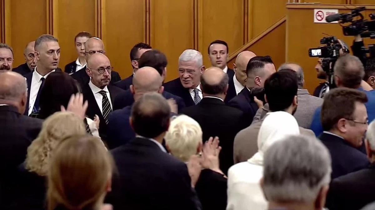 Dervişoğlu'ndan iktidara sert eleştiriler: 'Bütün kontrolün yitirilmesidir'