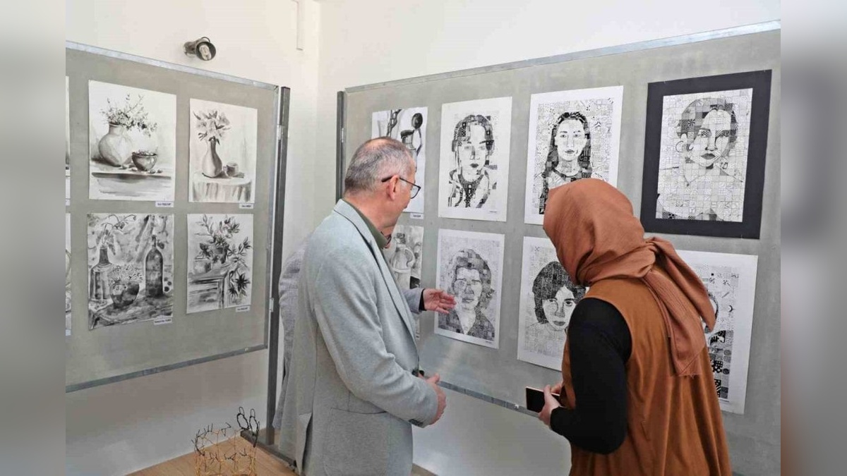 Sinop Üniversitesi'nde resim bölümü öğrencilerinin ilk eser sergisi açıldı