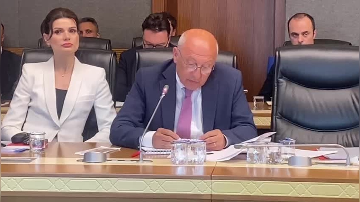 TRT'nin tarafsızlığı tartışma konusu: Çakırözer, İmamoğlu davasının canlı yayınlanmasını istedi