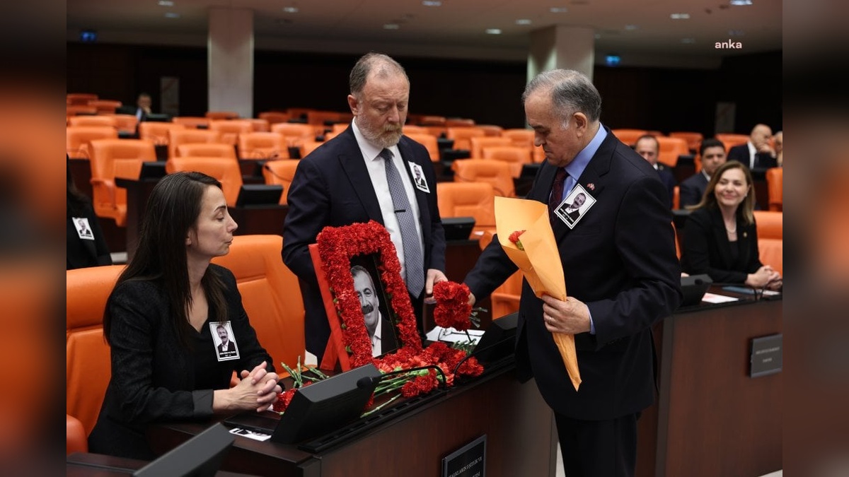 TBMM Başkanvekili Sırrı Süreyya Önder için anma töreni düzenlendi