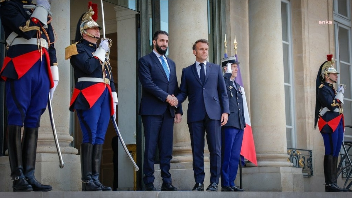 Fransa Cumhurbaşkanı Macron, Suriye Devlet Başkanı El-Şara ile görüştü