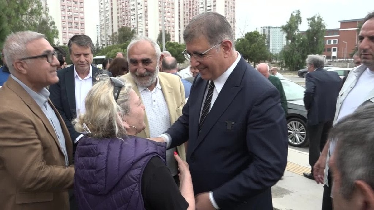 İzmir'de Okan Yüksel ve Nevzat Çobanoğlu'nun adını taşıyan cadde ve bulvar açıldı