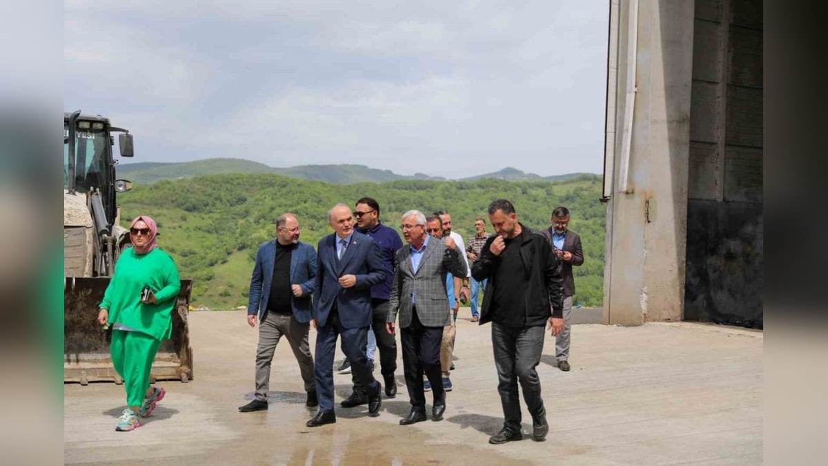 Düzce Belediye Başkanı Dr. Faruk Özlü, modern tesisleri inceledi