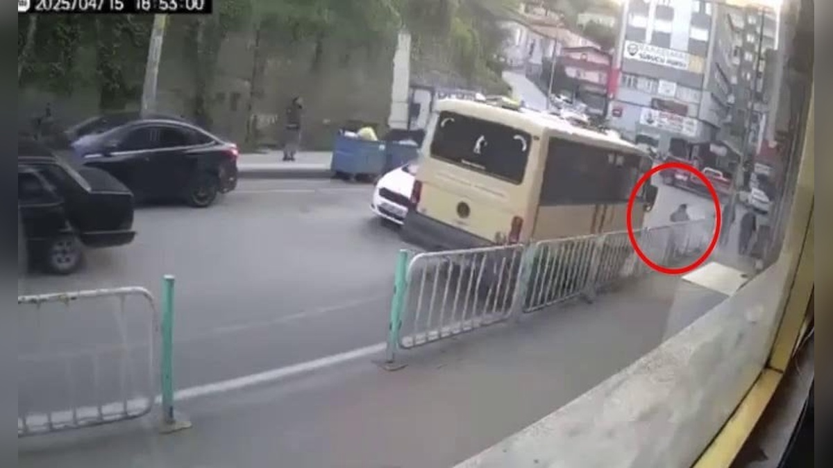 Zonguldak'ta minibüsün çarptığı kadının bacağı kırıldı