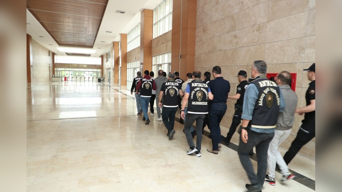 Antalya'da araç kiralama dolandırıcılığı: 4 tutuklama