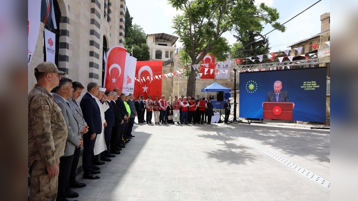 Tarihi Kurtuluş Camii, Cumhurbaşkanı Erdoğan'ın katılımıyla yeniden ibadete açıldı