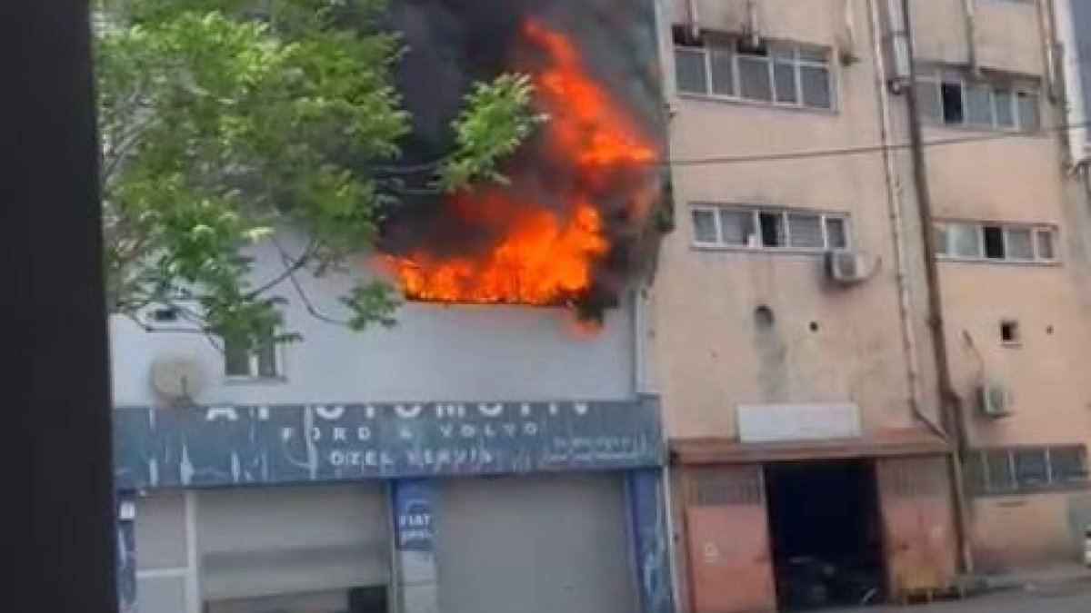 Kağıthane'de bir işyerinde patlama: Ölü ve yaralılar var