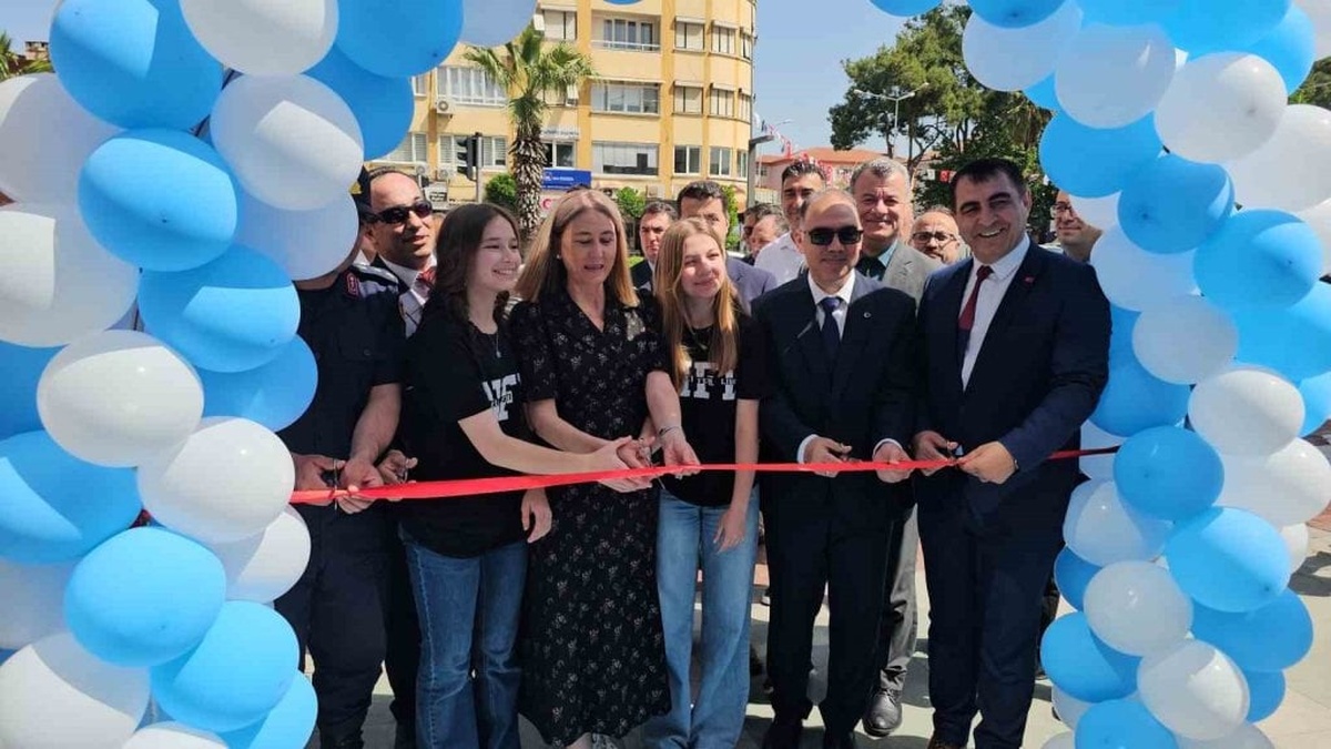 Nazilli'de Liselerde Bilim Uygulamaları sergisi açıldı