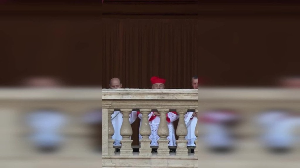 Vatikan'da yeni Papa seçildi: 14'üncü Leo