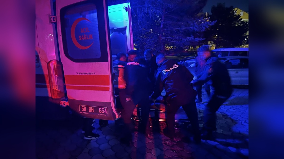 Sivas'ta Tartışma Kanlı Bitti: Erkek Arkadaşından Pompalı Tüfekle Saldırı