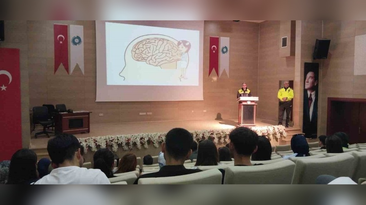 Niğde'de Motosiklet Kullanıcılarına Yönelik Trafik Semineri