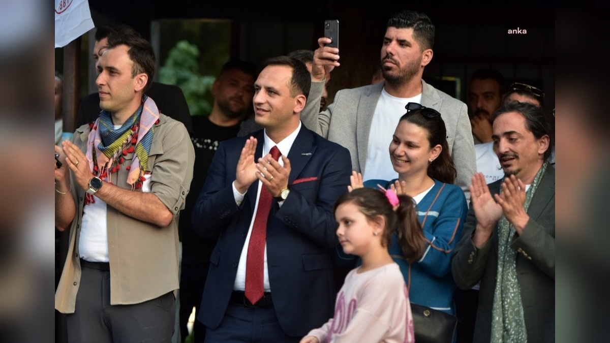 Bornova'da Gençlik Festivali: Grup Seksendört Konseriyle 19 Mayıs Kutlamaları