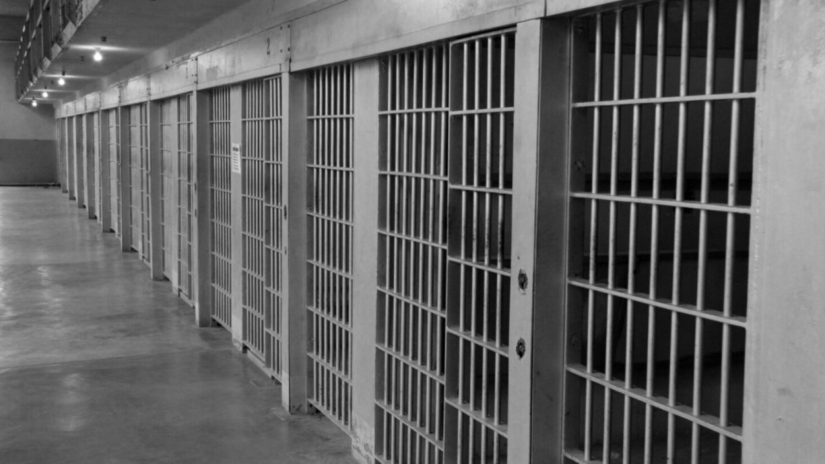 Cezaevlerindeki çocuklu anneler, hastalar için “evde infaz” düzenlemesi geliyor