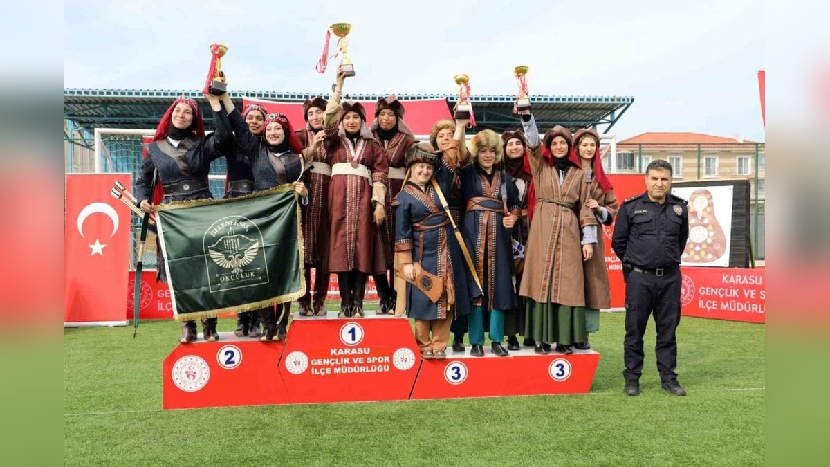 Karasu'da Geleneksel Türk Okçuluğu Şampiyonası tamamlandı