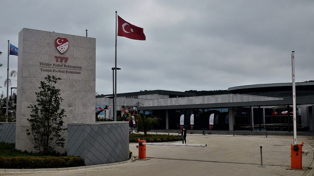 PFDK'dan, Fenerbahçe ve Beşiktaş'a para cezası