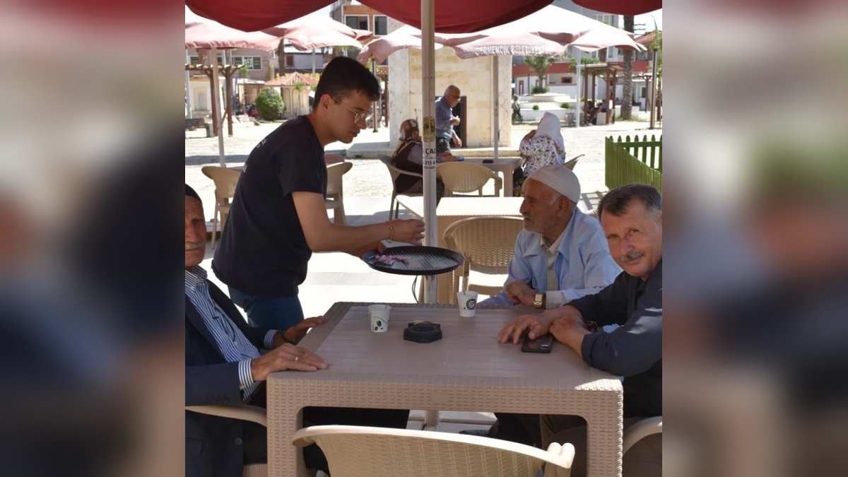 Germencik Belediyesi'nden Vatandaşa Çay Seferberliği: 13.00-17.00 Arası 1 TL