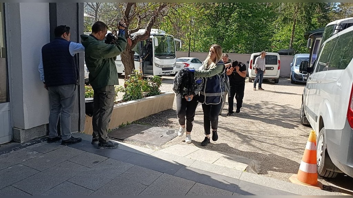 Tokat ve Sivas'ta 30 Çalıntı Araç Ele Geçirildi, 14 Şüpheli Gözaltında