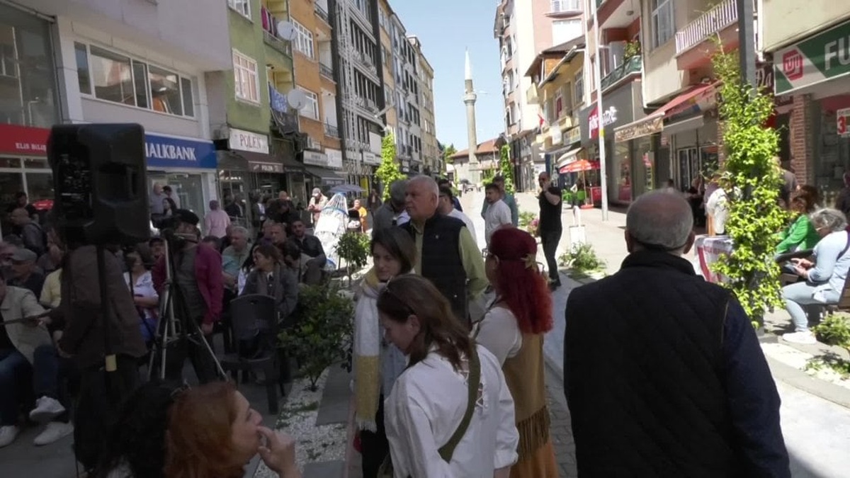 Fındıklı Belediye Başkanı Çervatoğlu: "Telef olacaksınız" diyenler, şiddet dilini kullananlardır